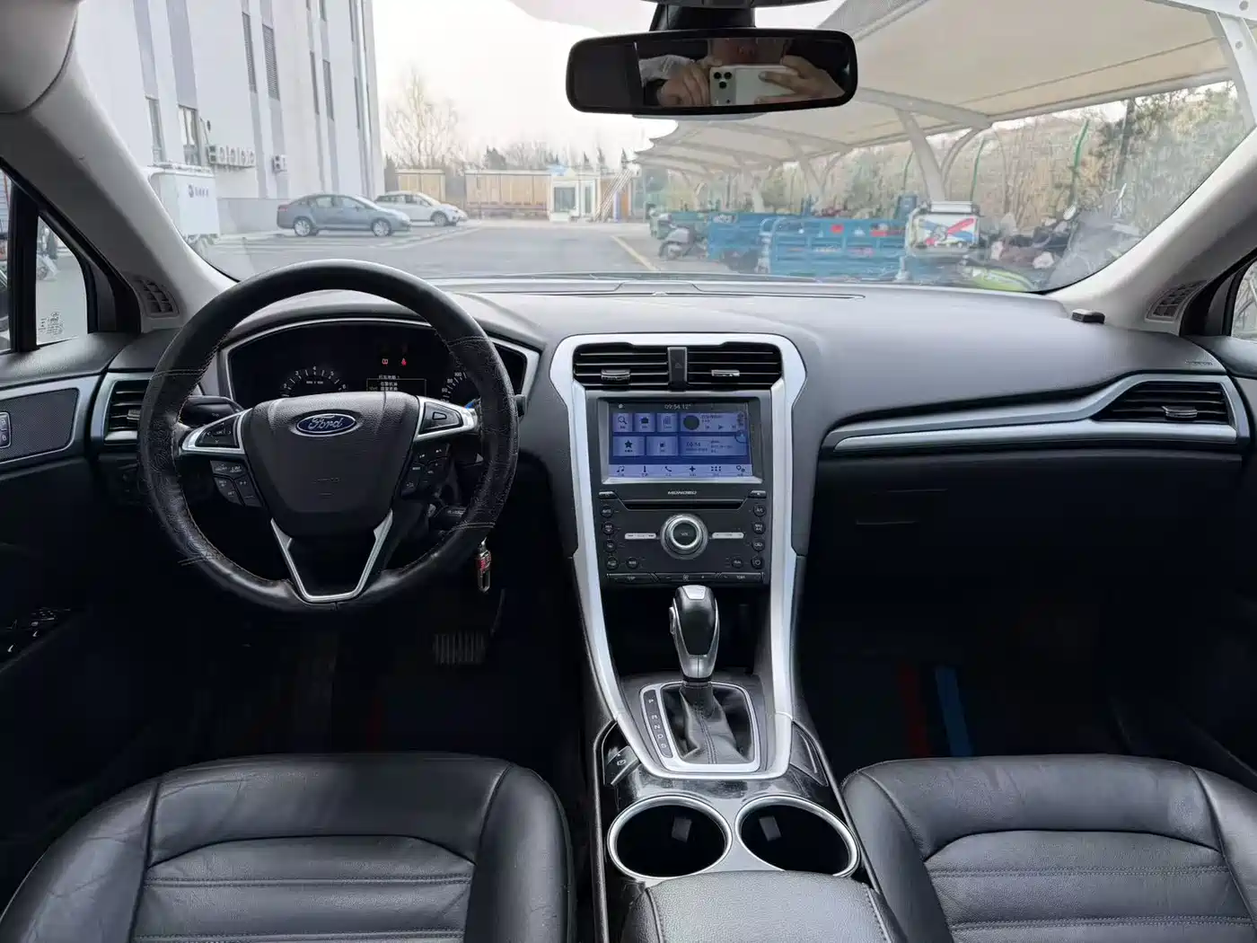 FORD MONDEO