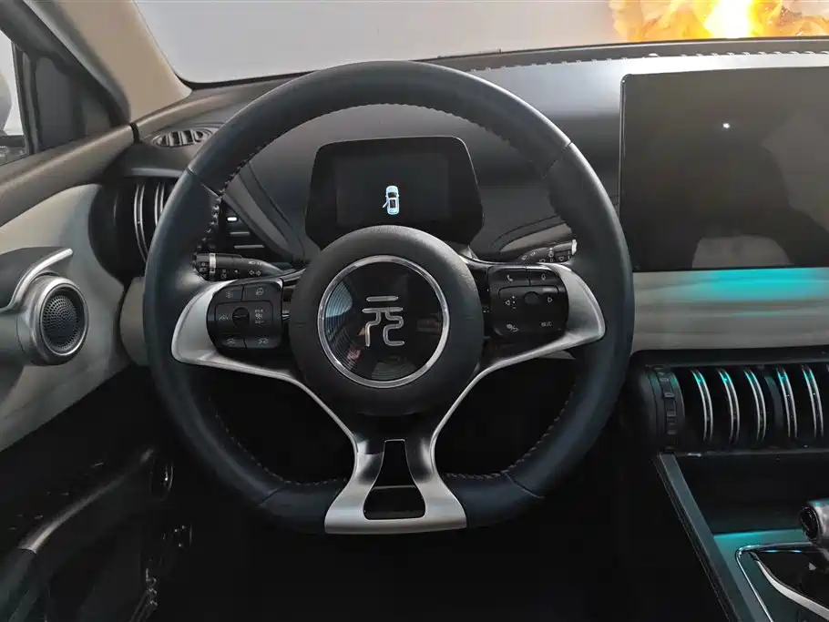 BYD Yuan PLUS 2022 510KM Flagship фото 15