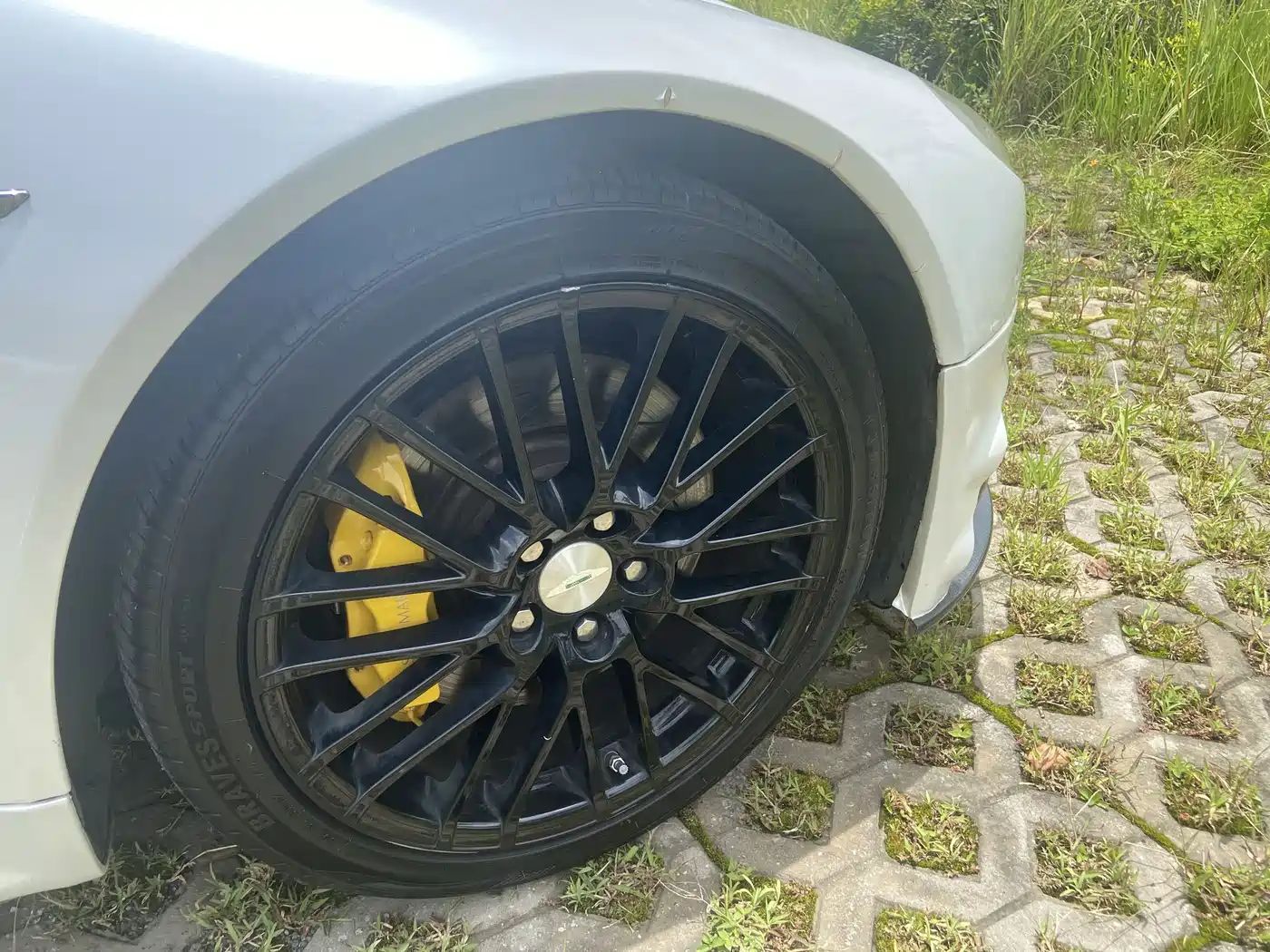 Aston Martin V8 Vantage 2014 2011 4.7L Sportshift Coupe