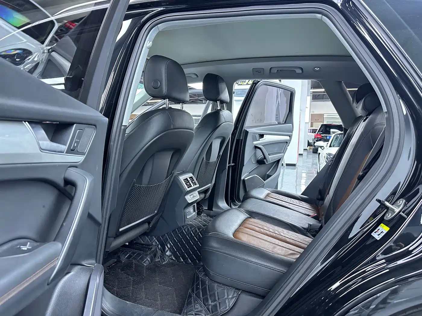 Audi Q5L 2020 40 TFSI Prestige Fashion фото 11