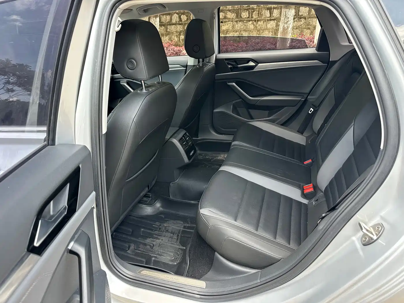 Volkswagen Sagitar 2021 280TSI DSG Comfort Smart Connect Edition фото 11