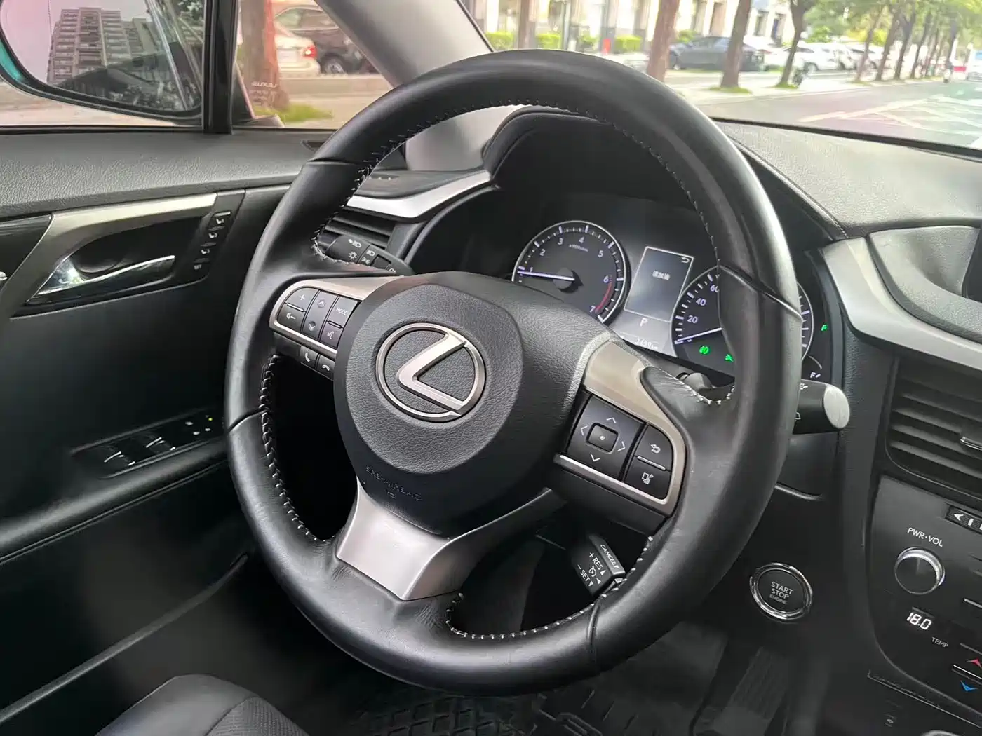 LEXUS RX