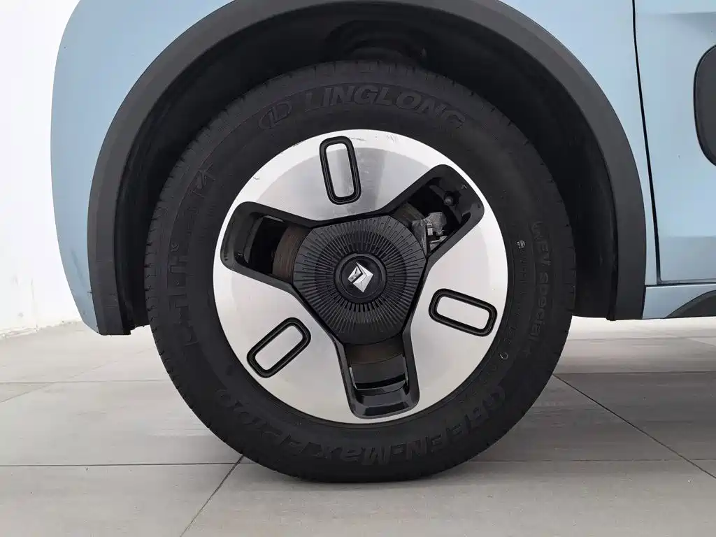 Baojun E300 2021 2020 Plus Stellar Smart Travel Edition