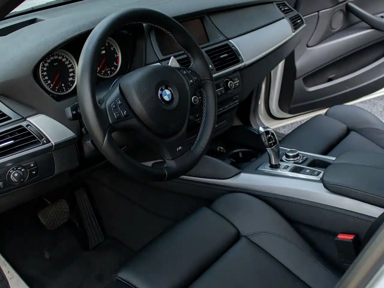 BMW X5 (Import) 2010 X5 M фото 13