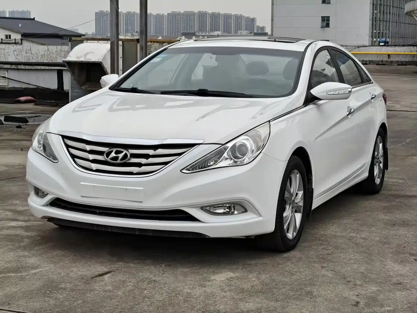 Hyundai Sonata 2013 2.0L Automatic Luxury Edition