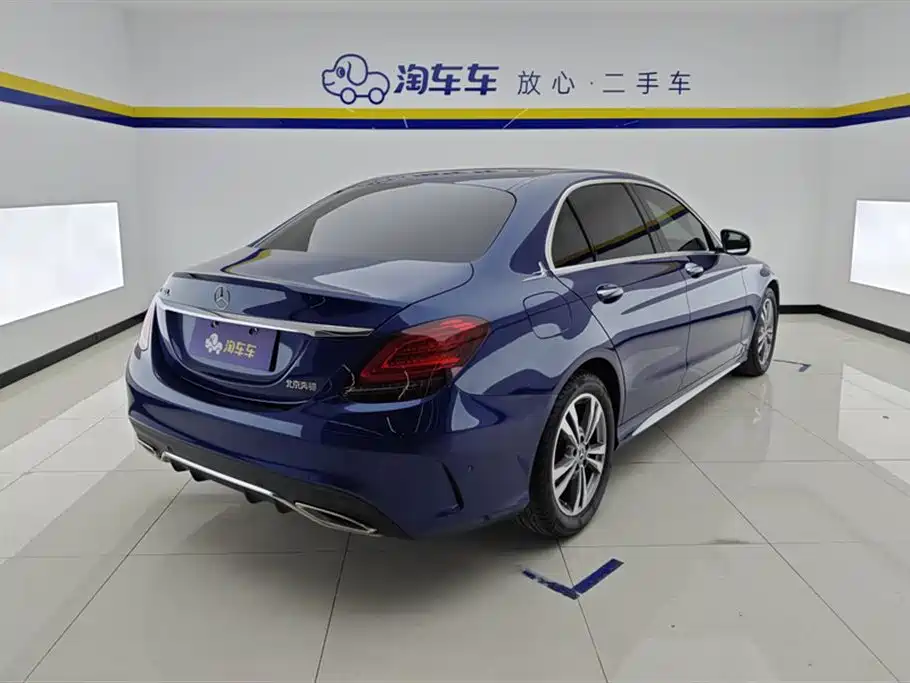 Mercedes-Benz C-Class 2019 C 180 L Fashion Sport Edition фото 3