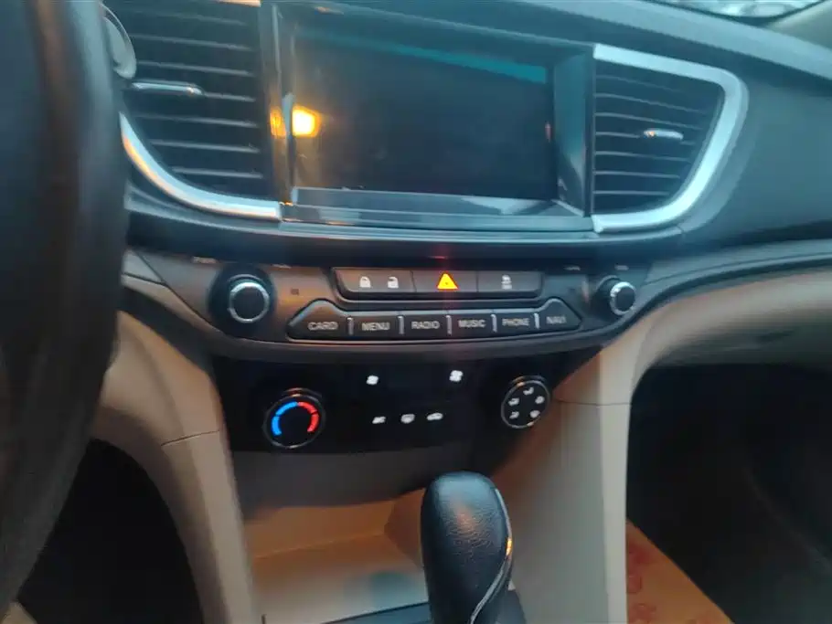 Buick Excelle 2015 15N Automatic Elite фото 13