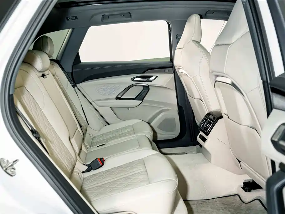 Audi Q5L 2026 2026 Model Base Version