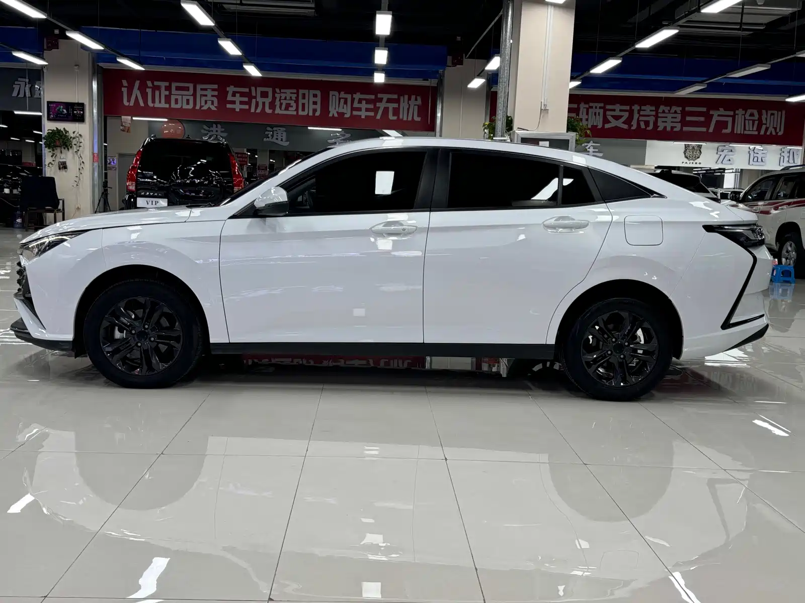 صورة 18 - Dongfeng Aeolus Yixuan