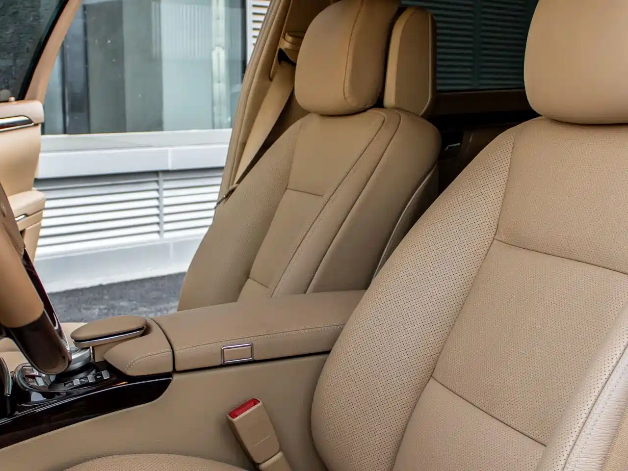 Mercedes-Benz S-Class 2012 S 350 L 4MATIC Grand Edition фото 14