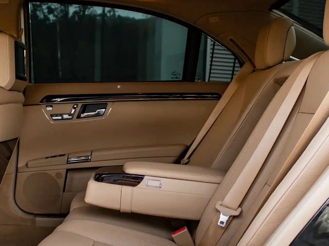 Mercedes-Benz S-Class 2012 S 350 L 4MATIC Grand Edition фото 15