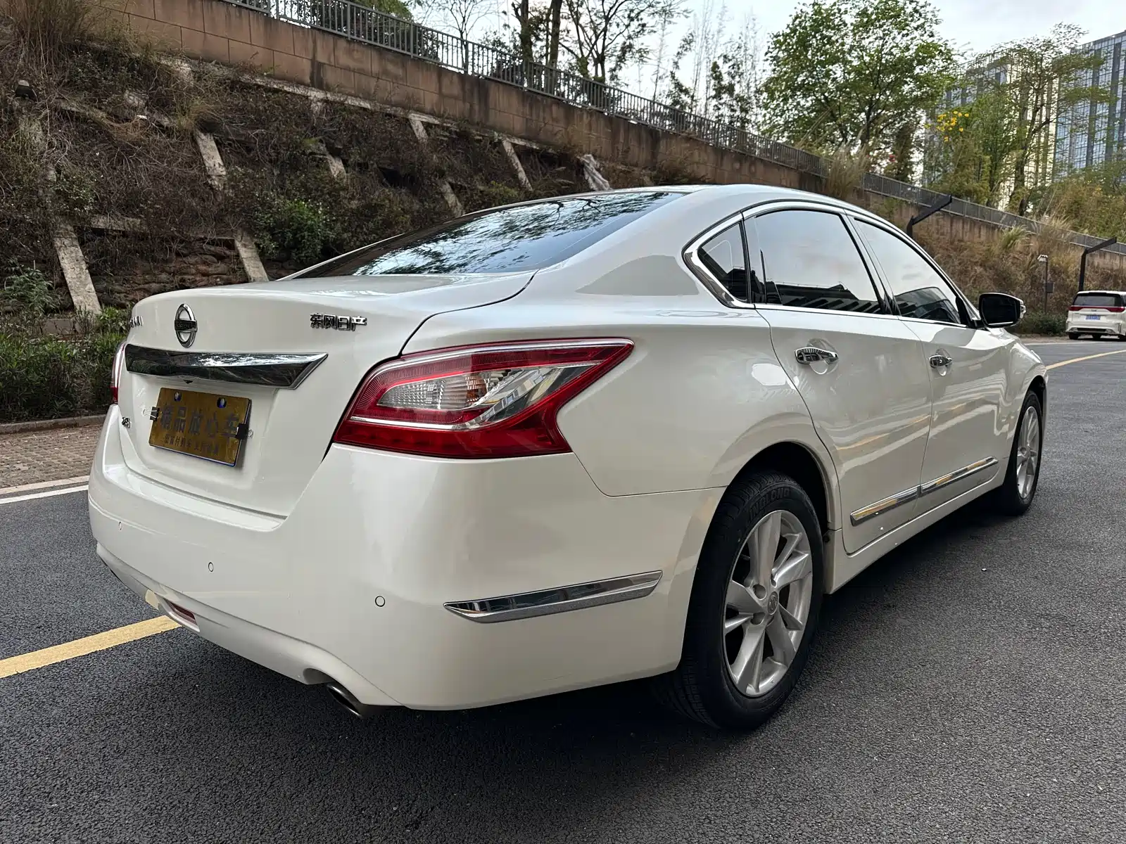 Photo 5 - Nissan Teana