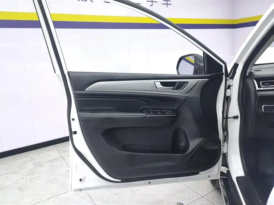 Haval M6 2021 PLUS 1.5T DCT Elite Smart Connect фото 7