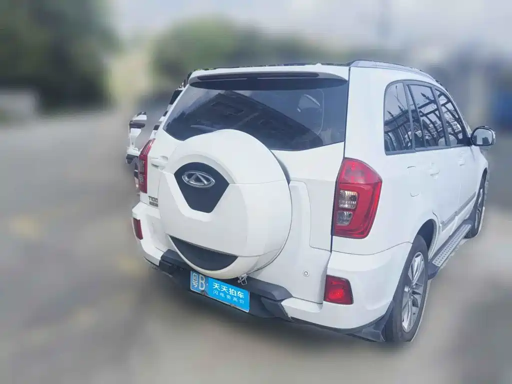 Photo 2 - Chery Tiggo 3