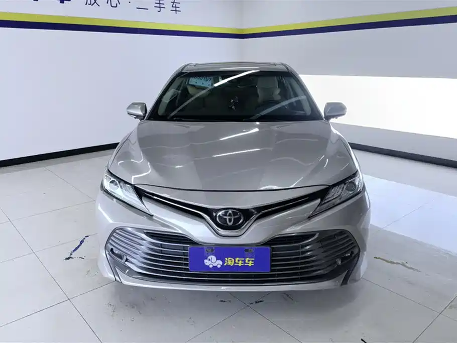 Toyota Camry 2019 2.0G Luxury Edition China VI фото 2