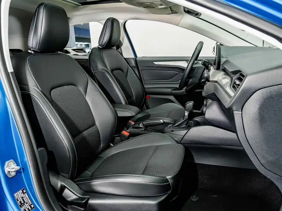 Photo 19 - Ford Focus