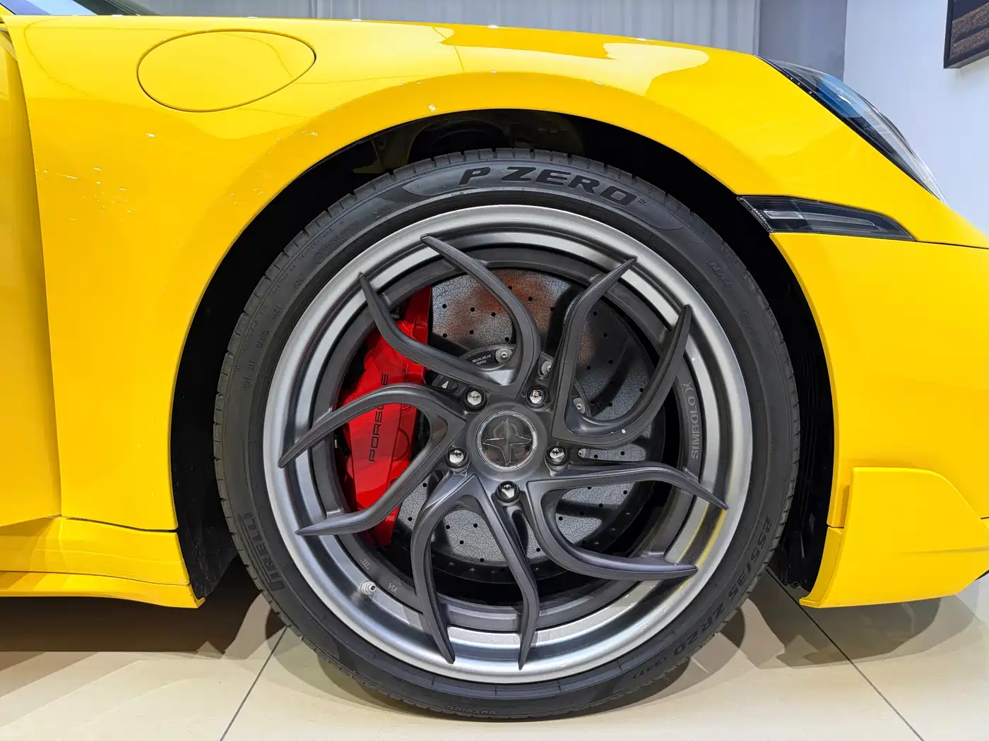 Porsche 911 2022 Turbo S Cabriolet 3.7T фото 13