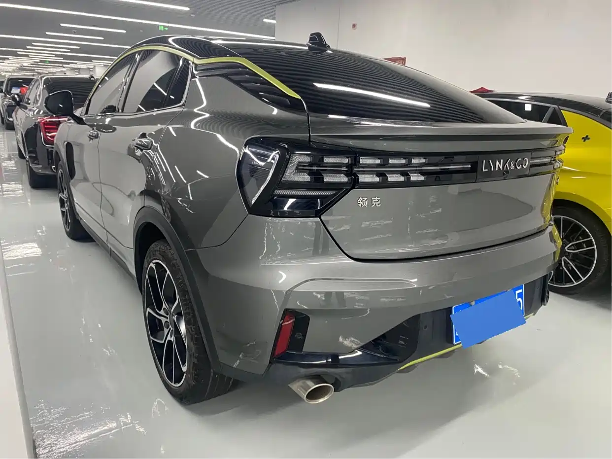 Lynk & Co 05 2020 2.0TD 2WD Shine Halo фото 18