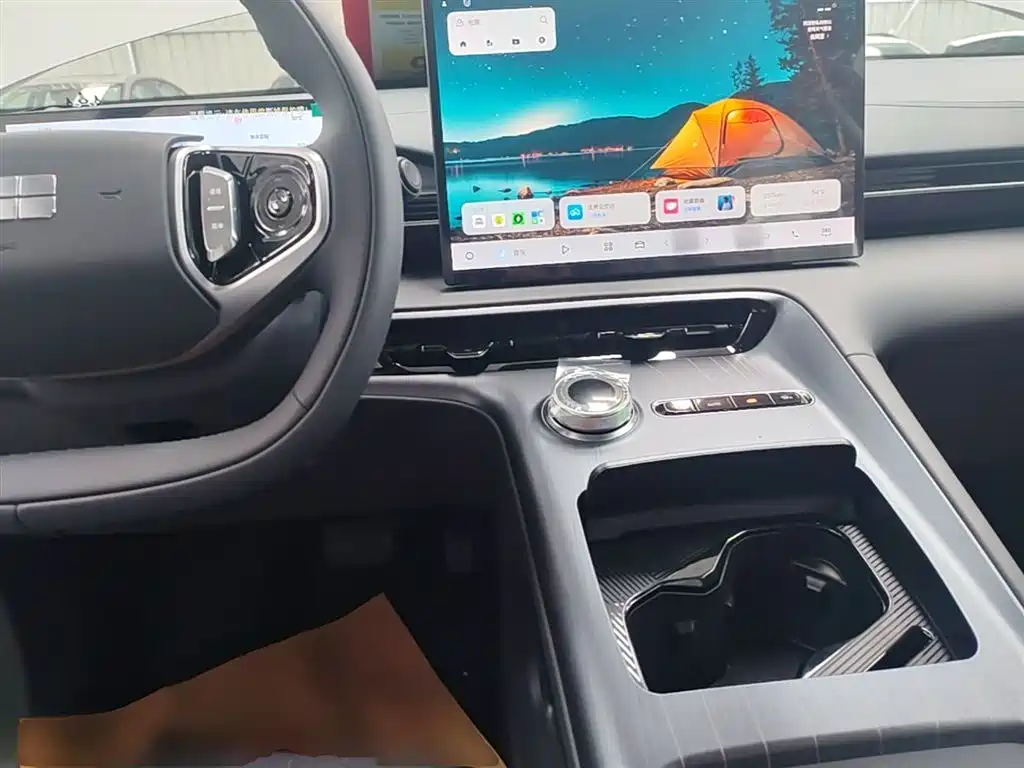 Geely Galaxy Galaxy E5 2026 530km Voyager Edition фото 10