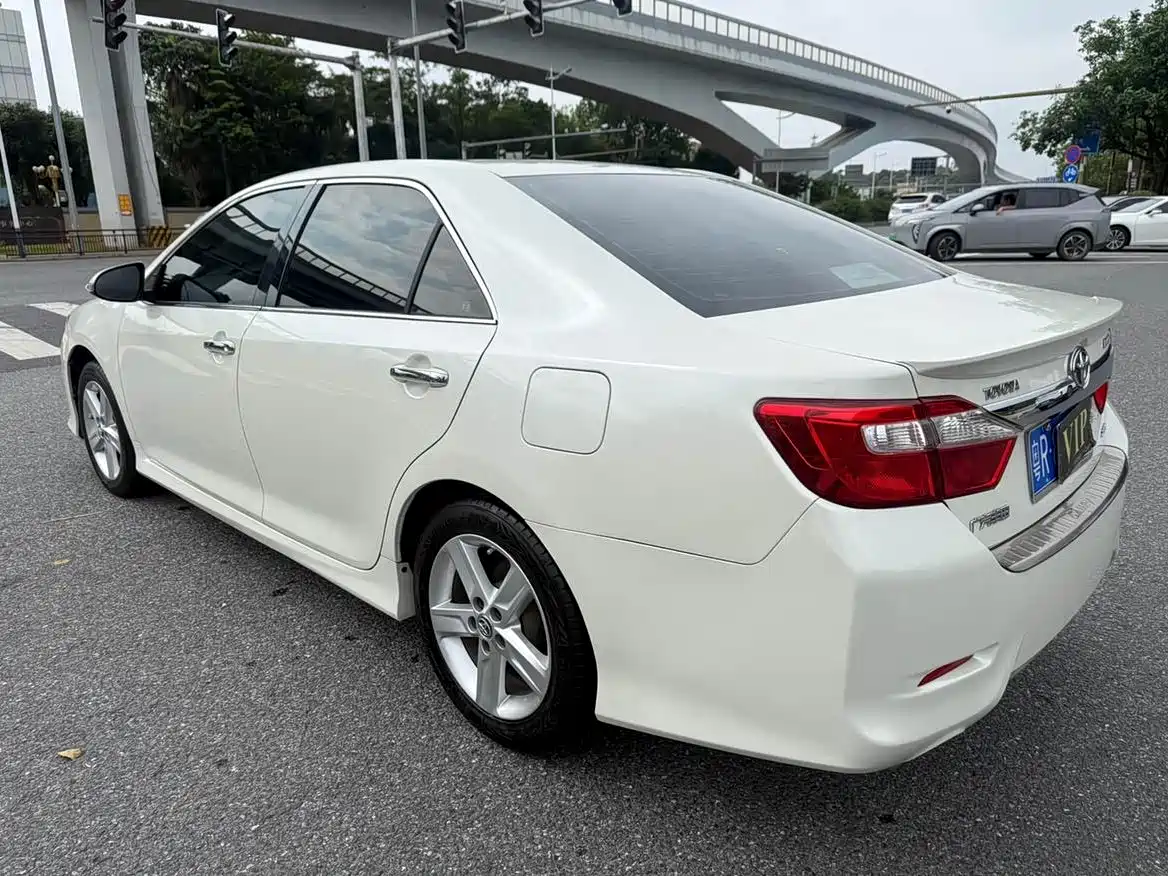 Toyota Camry 2012 Junrui 2.0S Dynamic Edition фото 7