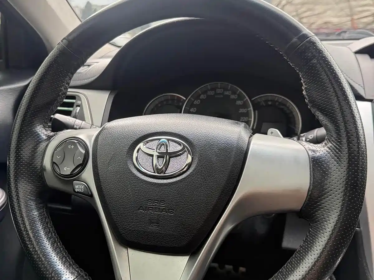 Toyota Camry 2012 Junrui 2.0S Dynamic Edition фото 16