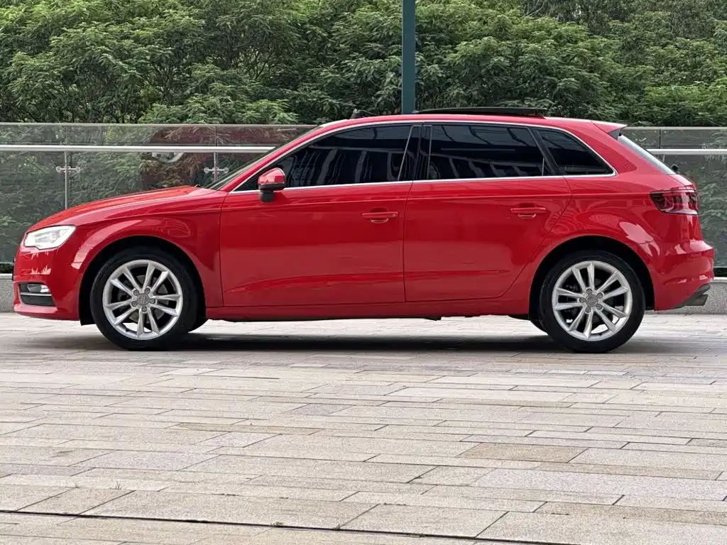 Photo 6 - Audi A3