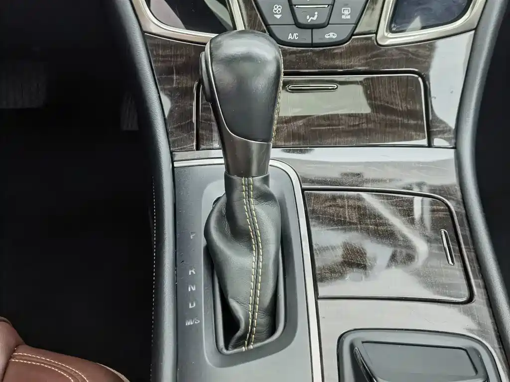 Buick LaCrosse 2013 2.4L SIDI Luxury Comfort фото 13