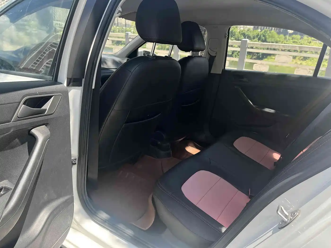 Volkswagen Jetta 2015 Value Edition 1.6L Manual Comfort фото 9