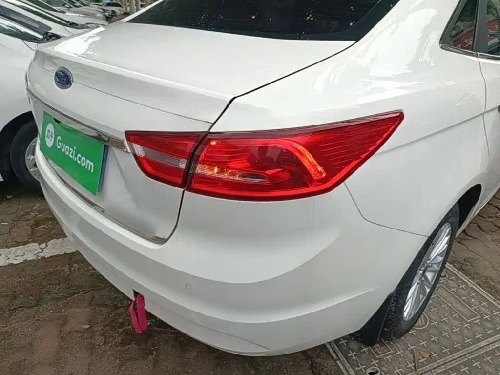 Ford Escort 2015 2015 1.5L Manual Comfort