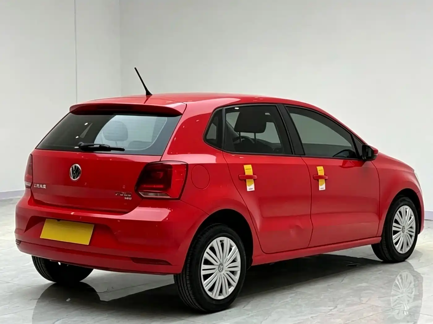 Фото 7 - Volkswagen Polo