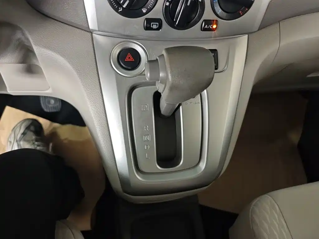 Nissan NV200 2018 2018 1.6L CVT Luxury Model