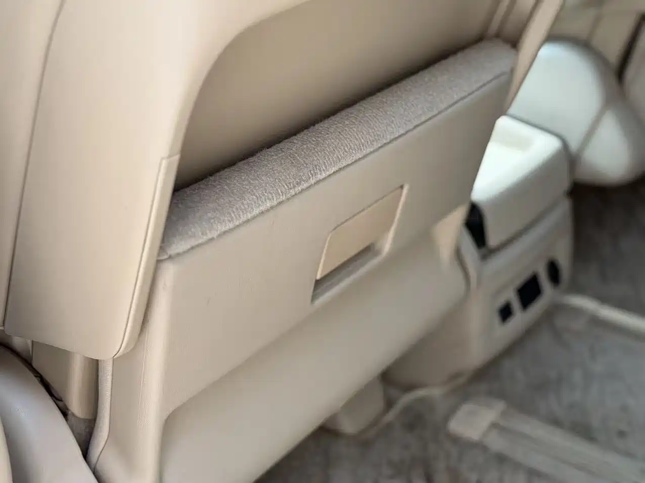 Toyota Alphard 2012 2.4L Luxury Edition фото 14