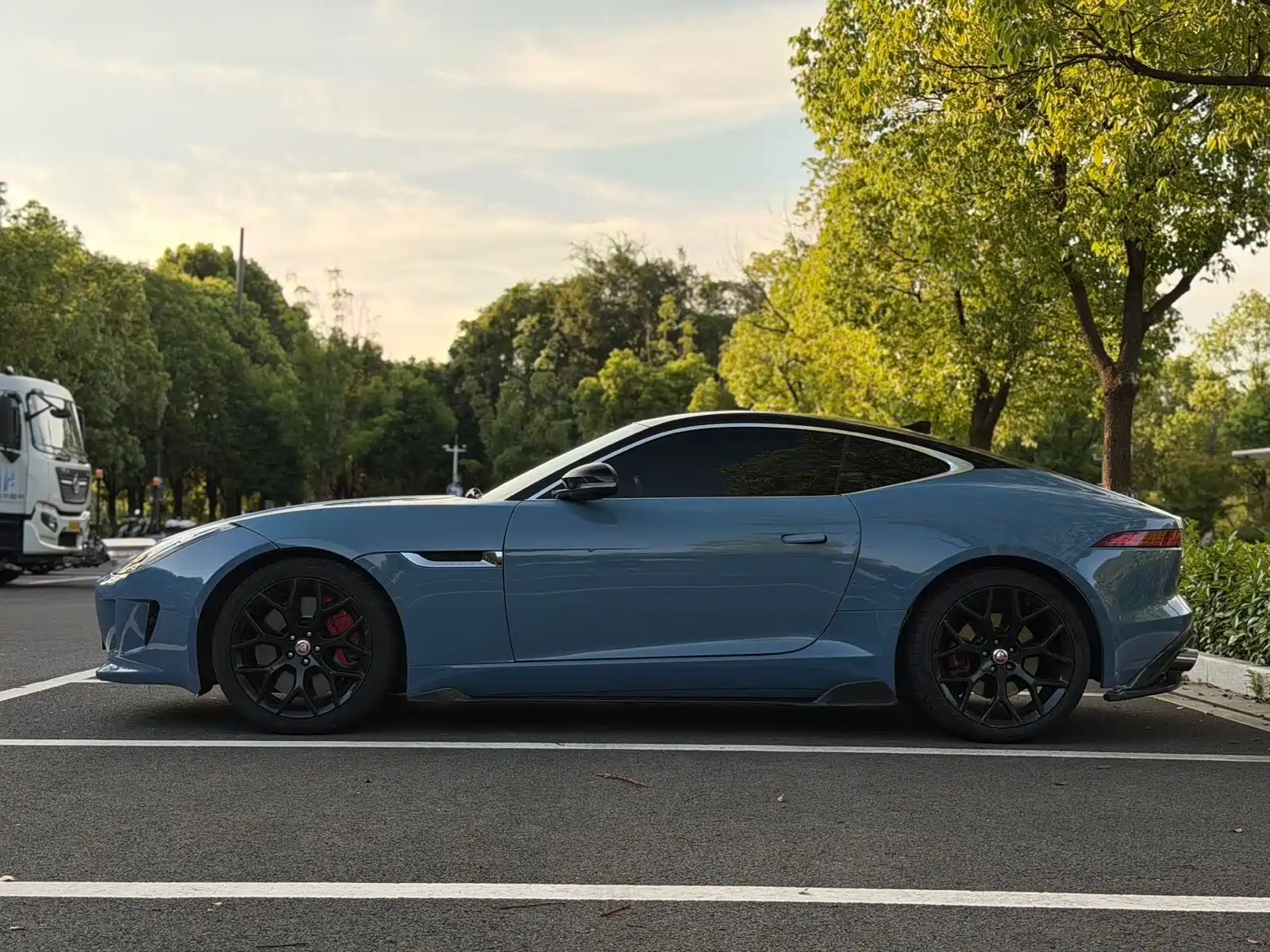 Фото 4 - Jaguar F-TYPE