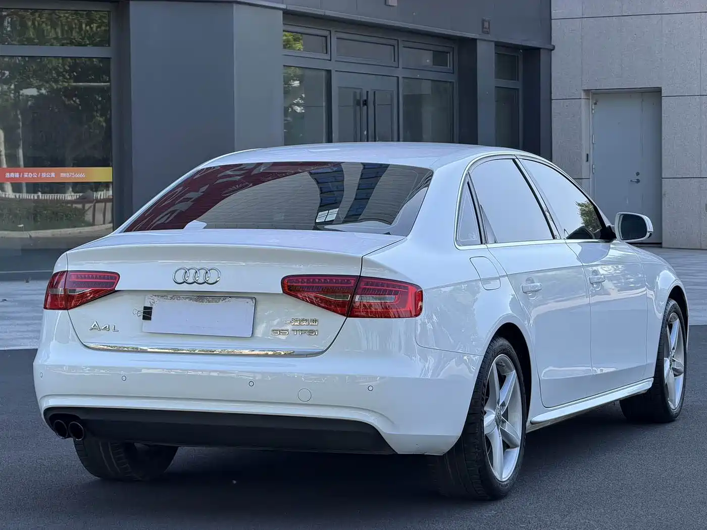 Audi A4L 2013 35 TFSI Automatic Standard фото 6