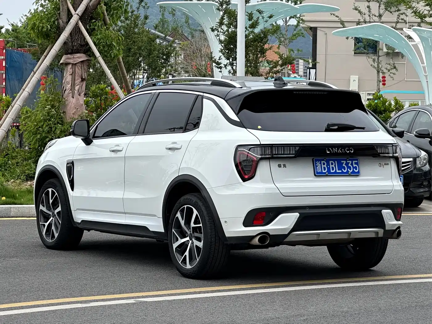 Lynk & Co 01 2017 2.0T AWD Pro фото 6