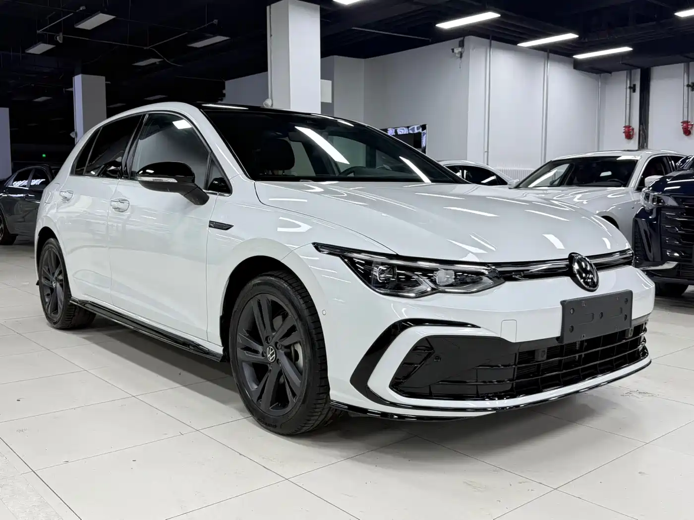 Volkswagen Golf 2021 280TSI DSG R-Line фото 4