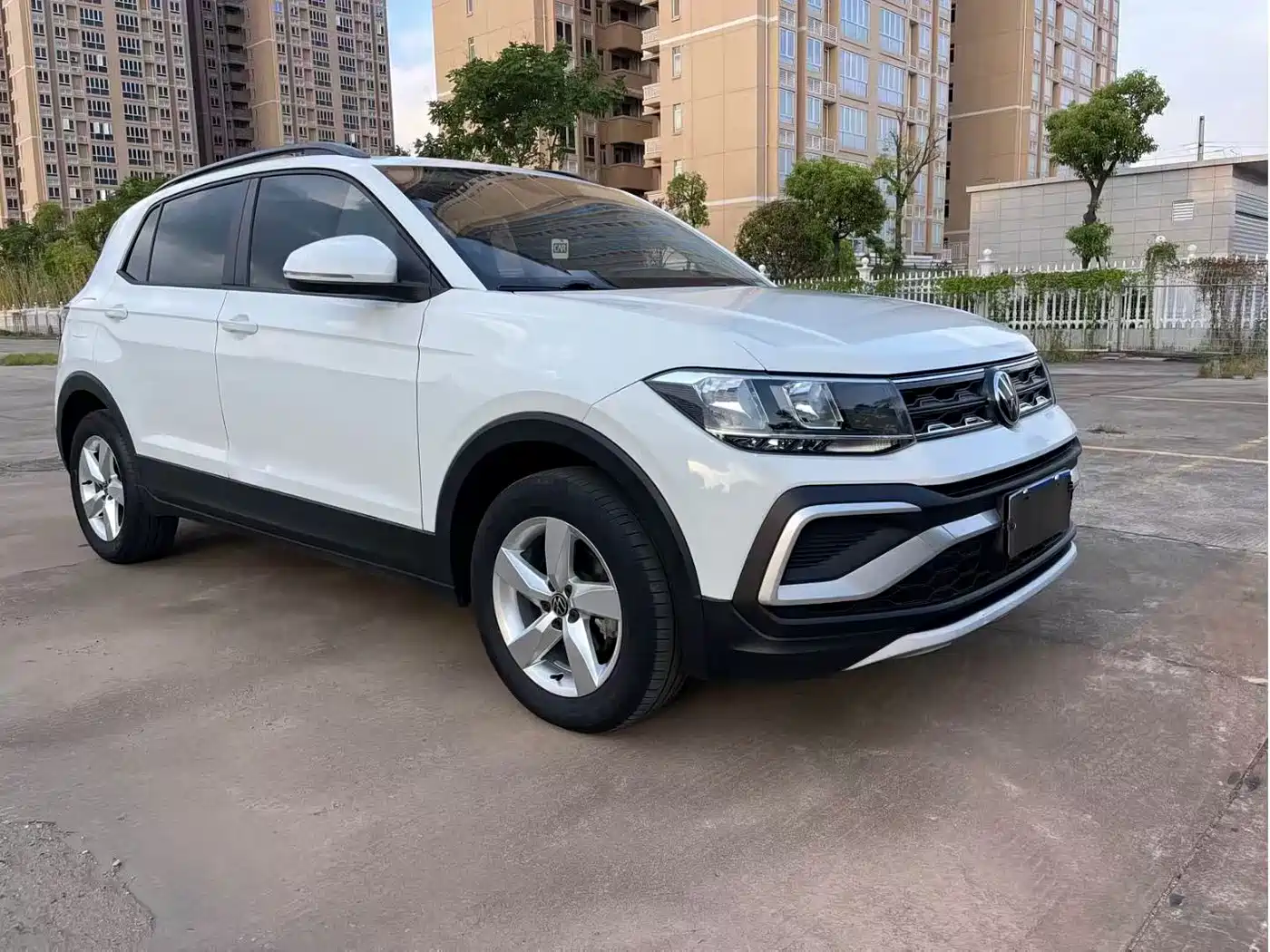 Volkswagen T-Cross 2023 Facelift 1.5L Automatic Trend Edition фото 4
