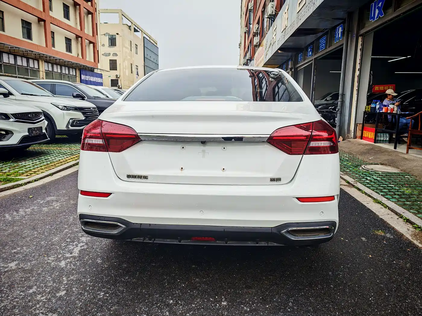 GEELY AUTOMOBILE EMGRAND