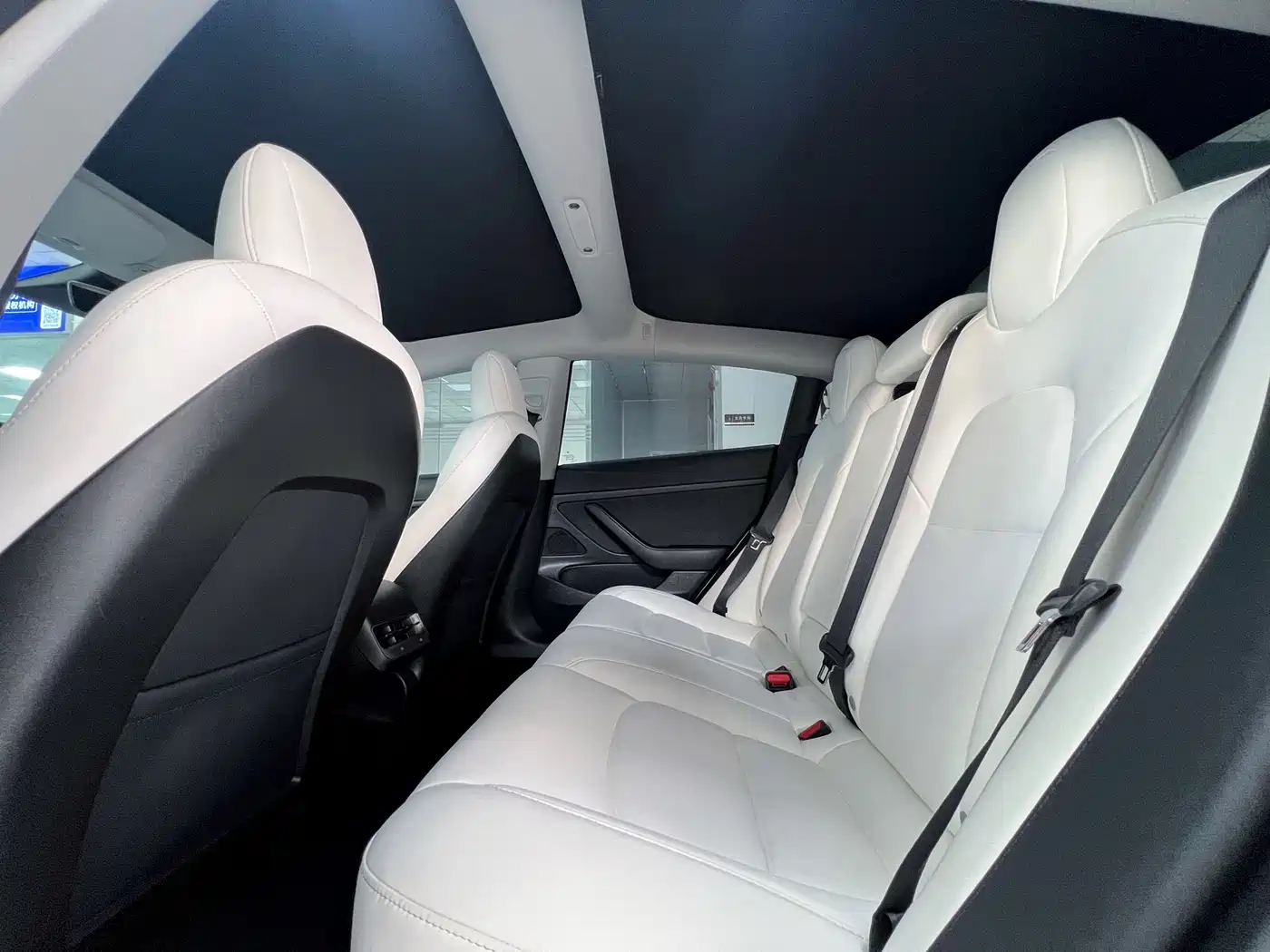 Tesla Model 3 (Import) 2020 2019 Performance High-Efficiency All-Wheel Drive Version