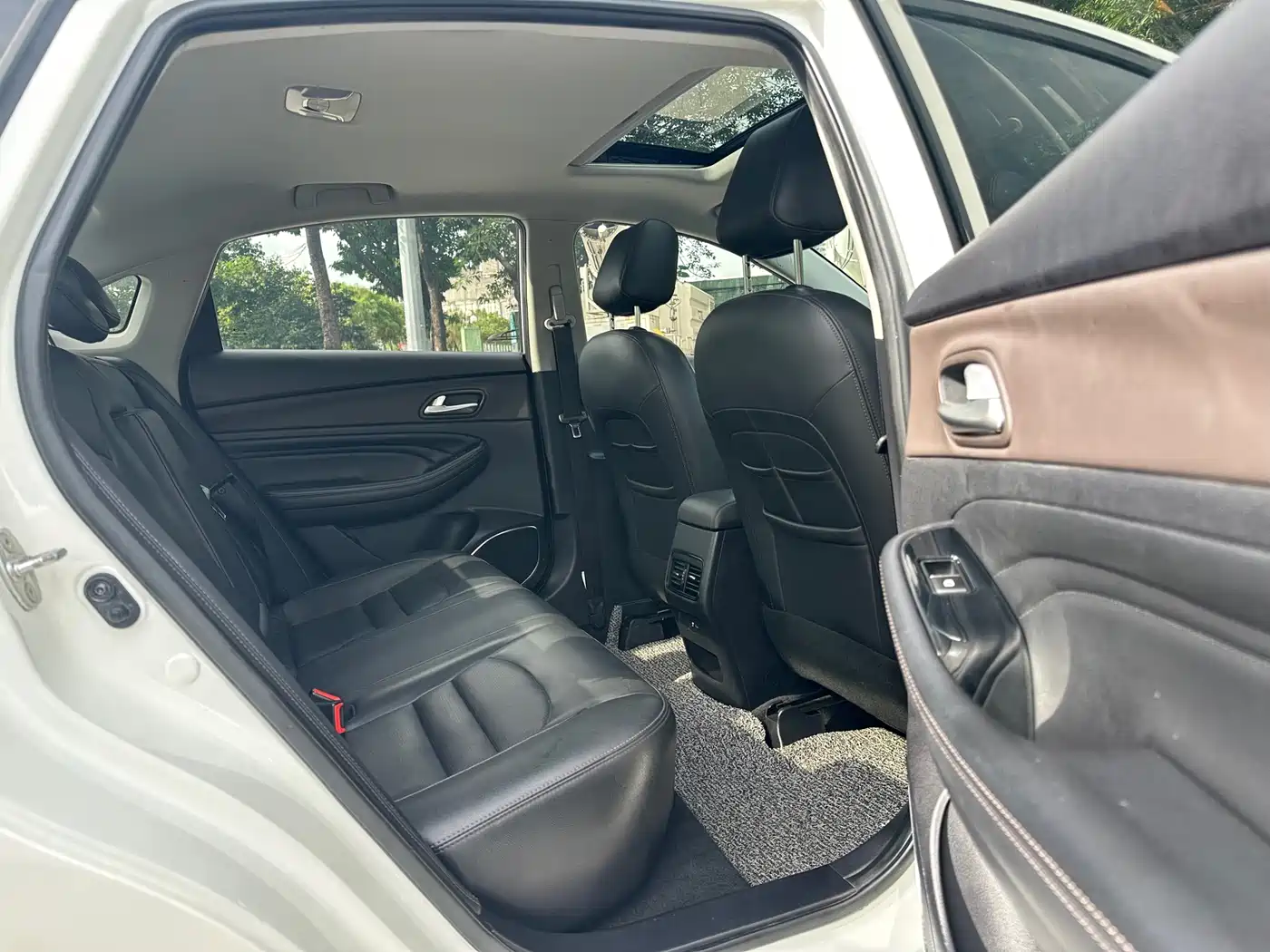 GAC Trumpchi Trumpchi GA4 2018 2018 200T Automatic Exclusive