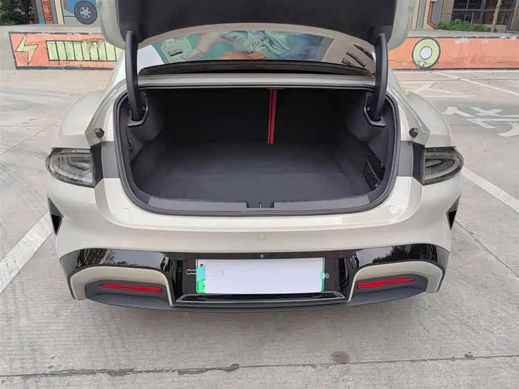 Xiaomi Auto Xiaomi SU7 2024 RWD Long Range Intelligent Driving Edition фото 13