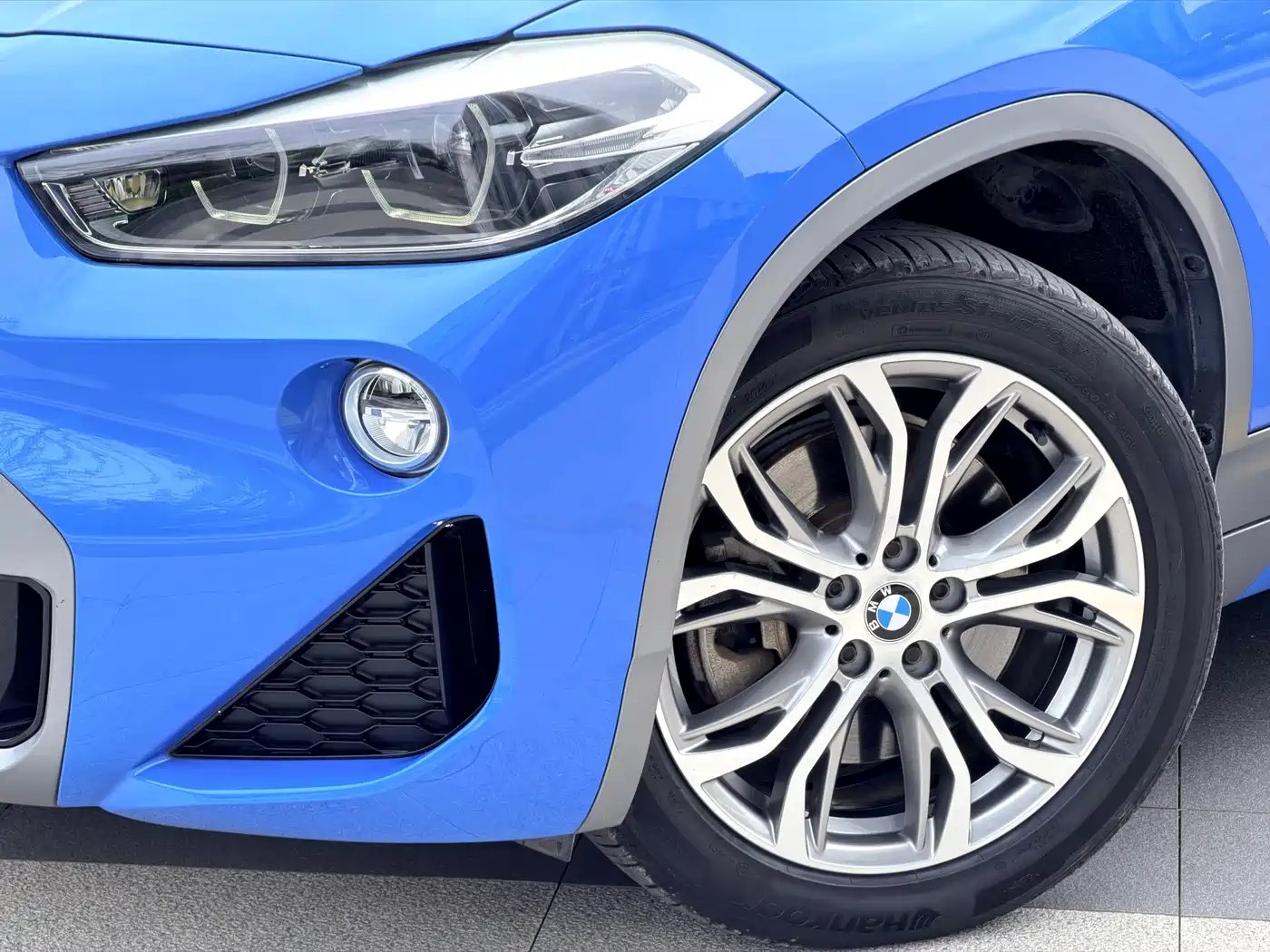 BMW X2 (Import) 2019 sDrive25i Luxury M Off-Road Package China VI фото 17