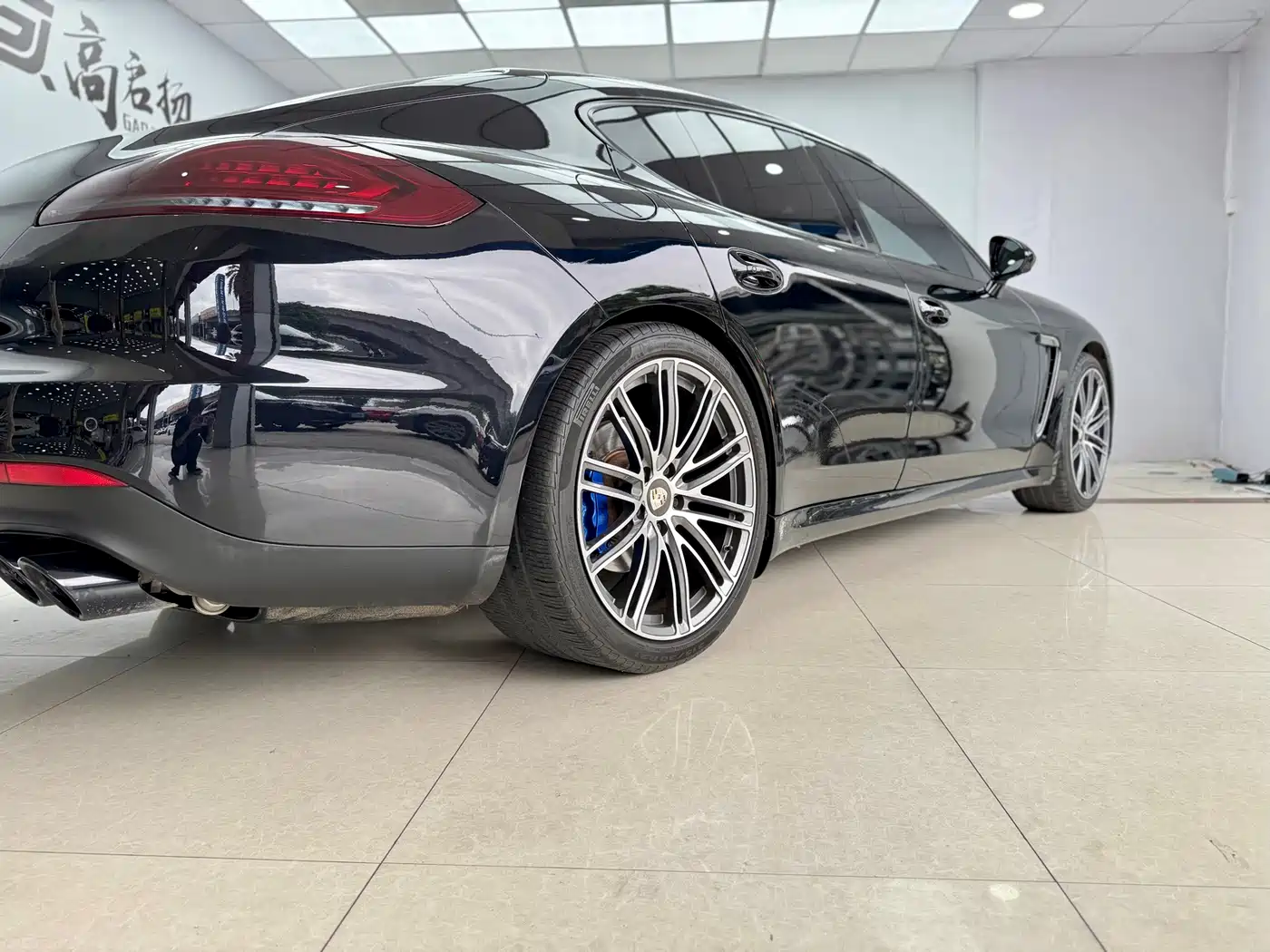 Porsche Panamera 2014 Panamera 3.0T фото 28