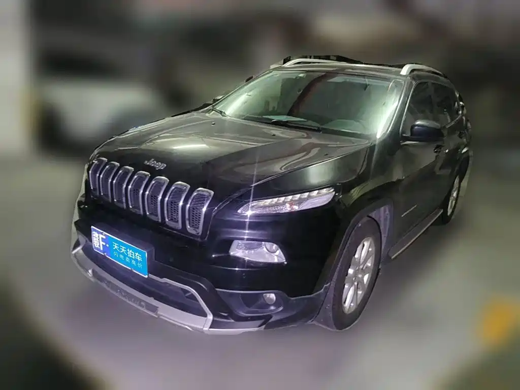 Jeep Cherokee 2016 — пригон из Китая