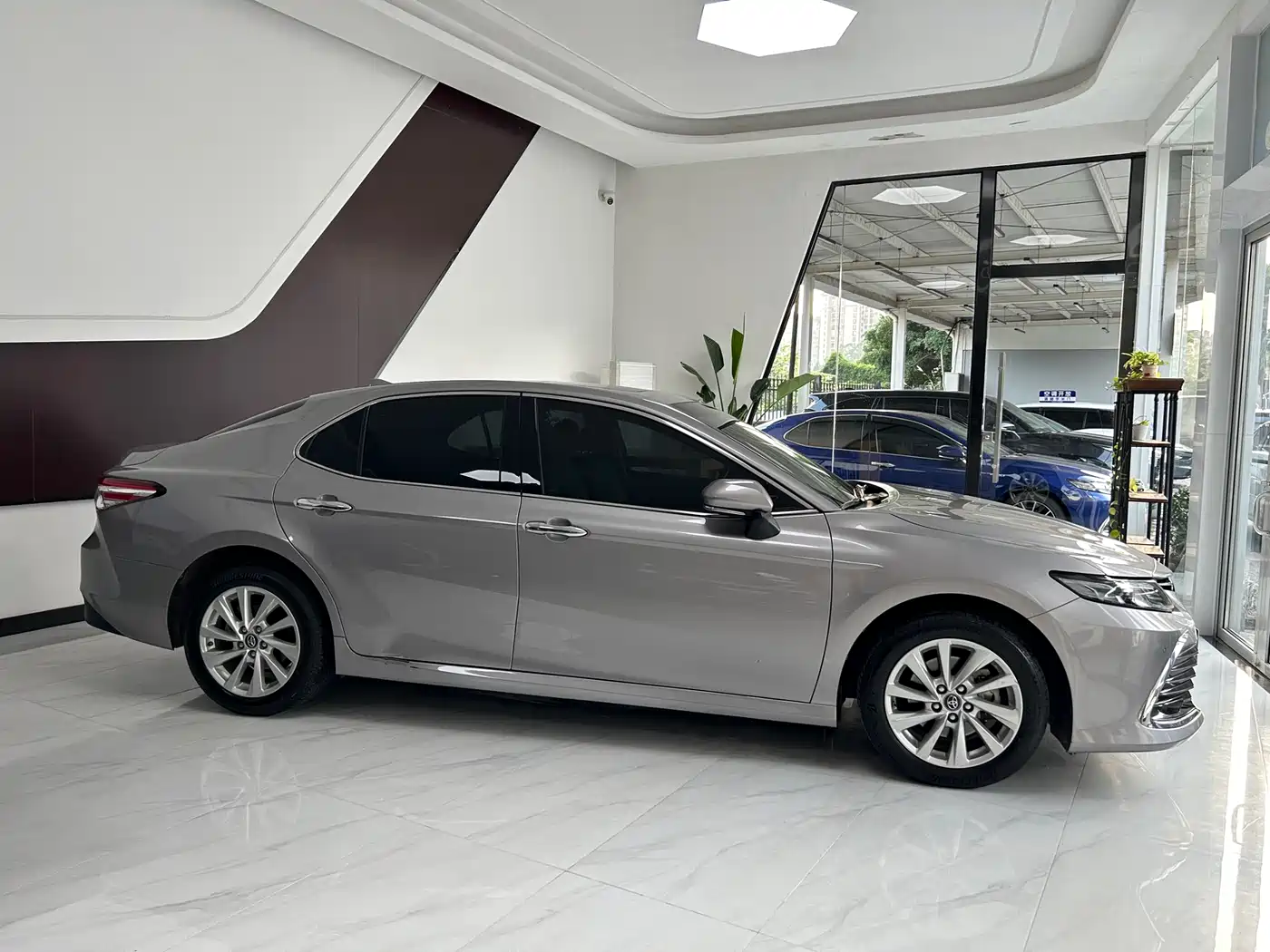 Toyota Camry 2021 2.0G Luxury Edition фото 3