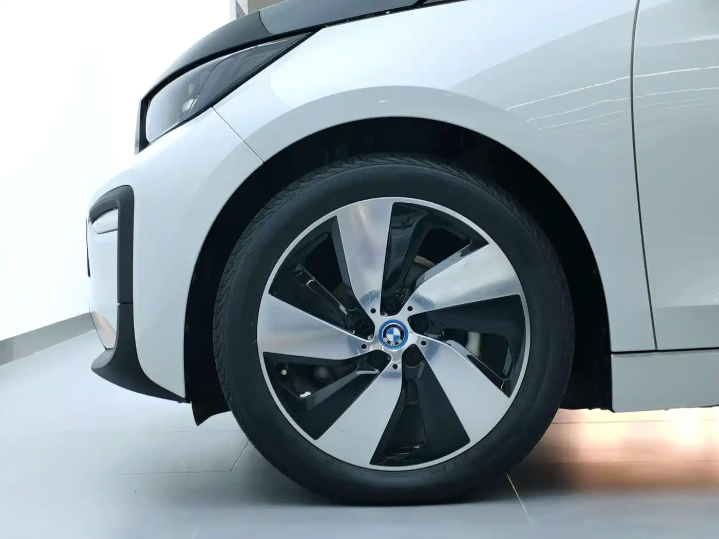 BMW i3 (Import) 2019 Quick Charge Version фото 9