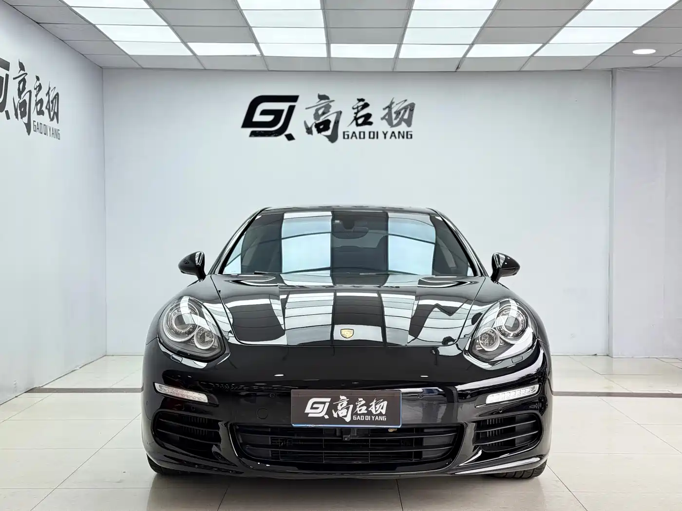 Porsche Panamera 2014 Panamera 3.0T фото 2