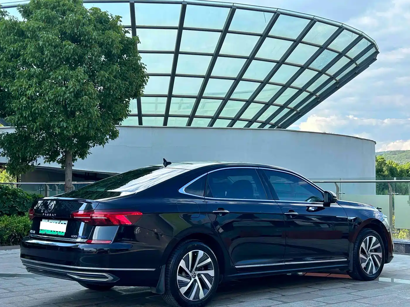 VOLKSWAGEN PASSAT NEW ENERGY