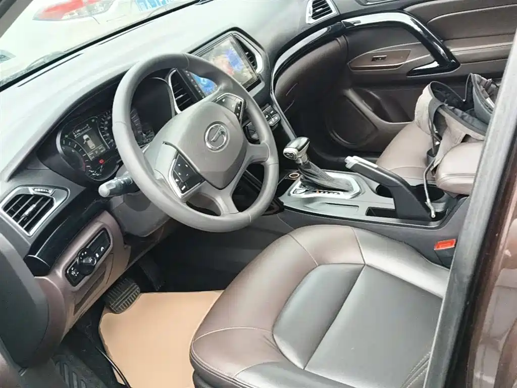 GAC Trumpchi Trumpchi GS4 2017 200T G-DCT 2WD Elite фото 15