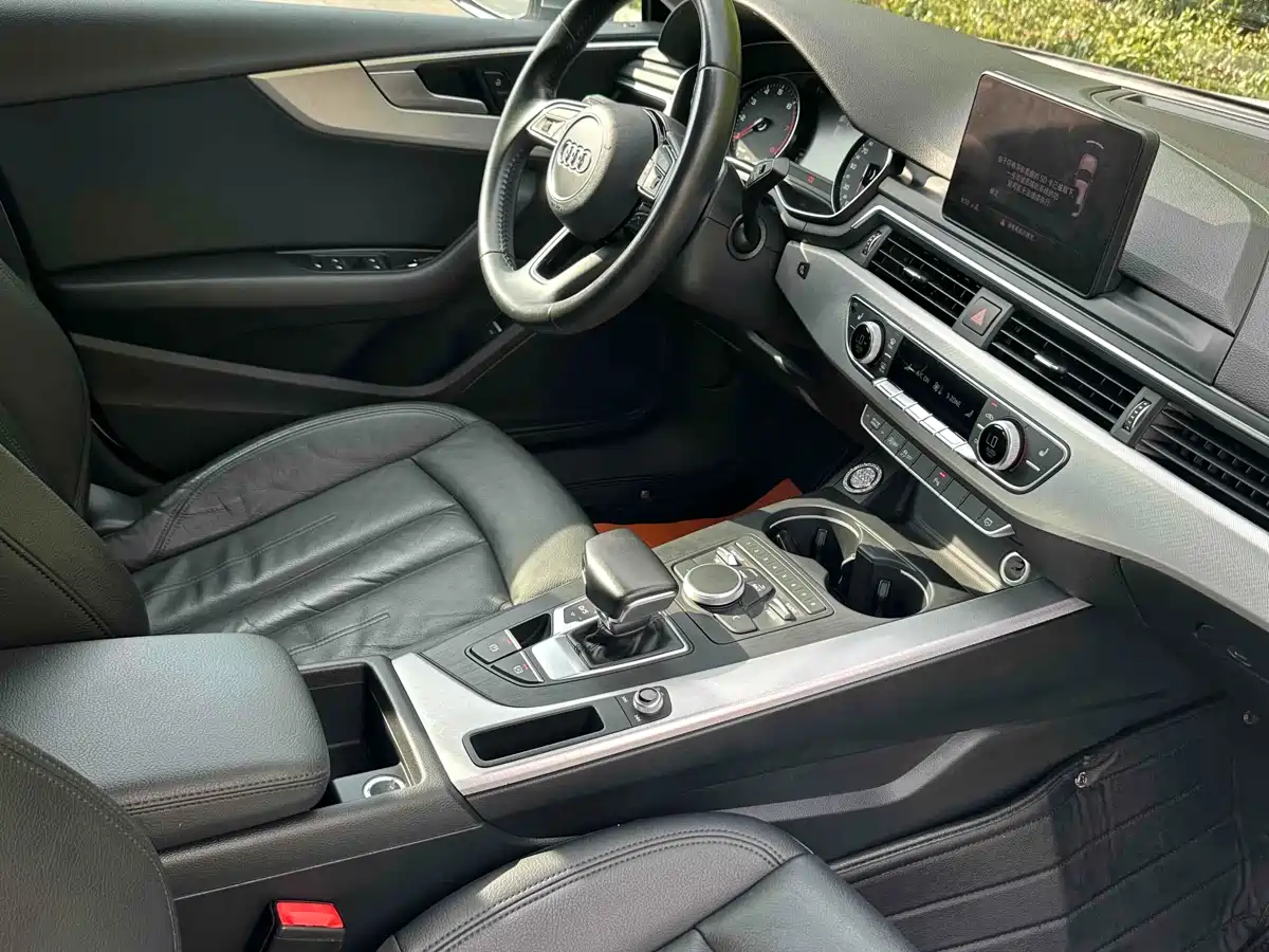 Фото 6 - Audi A5 (Import)